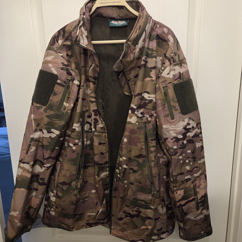 Men's Military Field Softshell Jacket - Multicam Camo